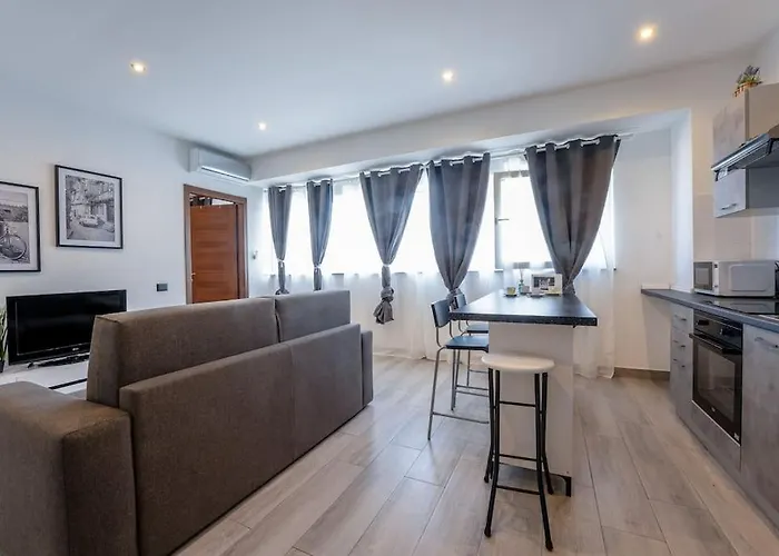 Borgo Antico Apartman Paruzzaro